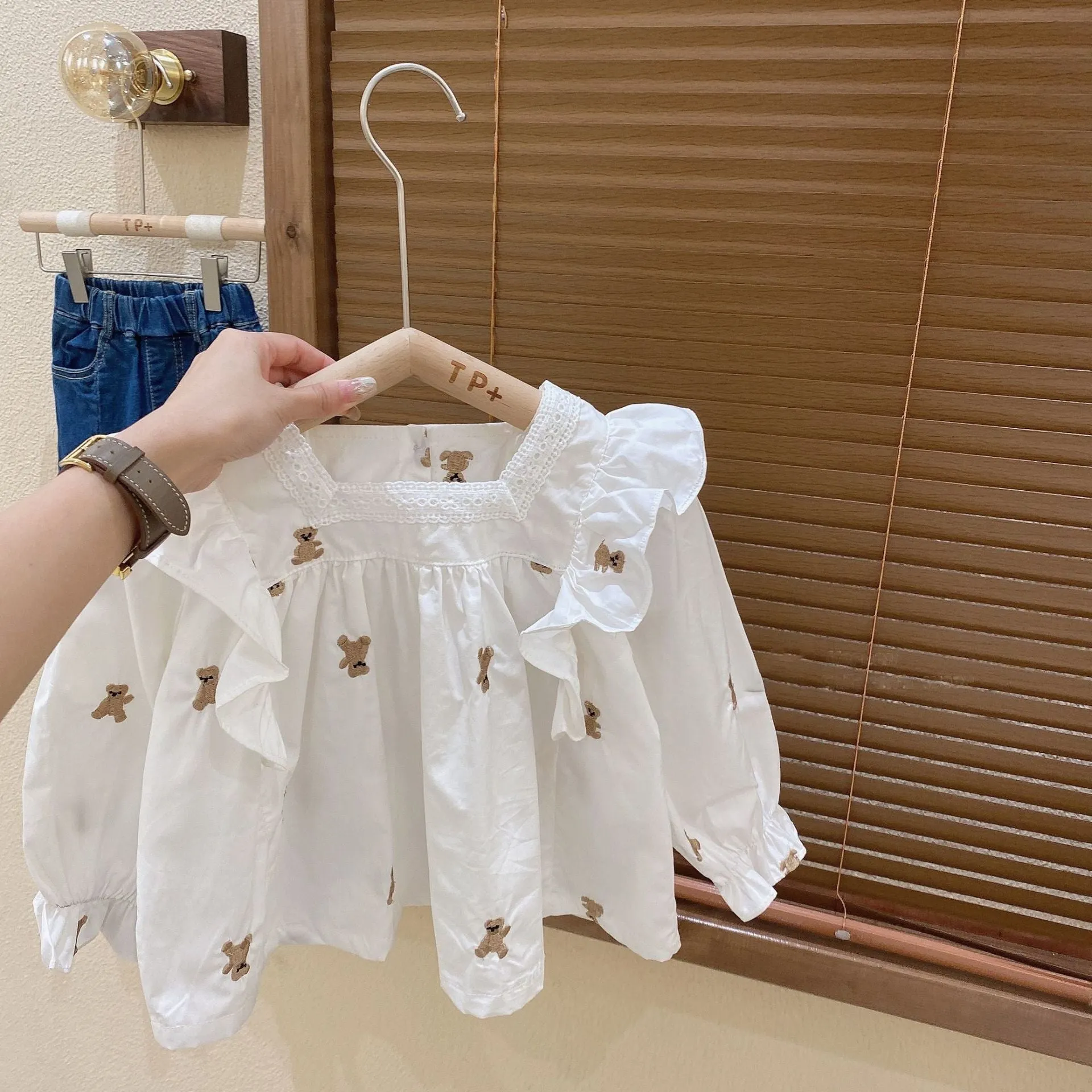 [363577] - Setelan Blouse Bordir Celana Panjang Jeans Anak Perempuan - Motif Small Bear