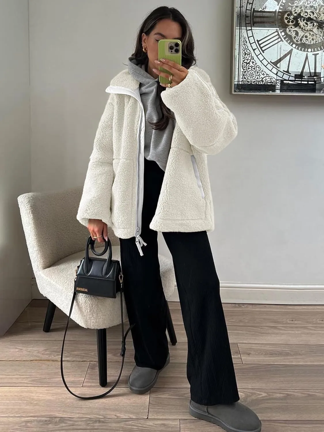 Tankaneo Womens Oversized Sherpa Fleece Jacket Zip Up Teddy Coat Winter Warm Stand Collar Fuzzy Outerwear