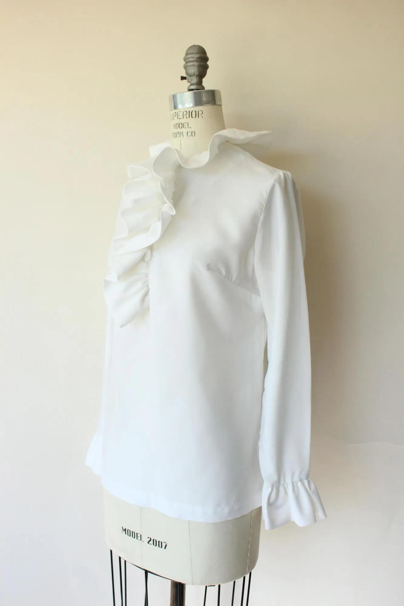 Vintage 1960s Teddi of California White Ruffle Collar Blouse